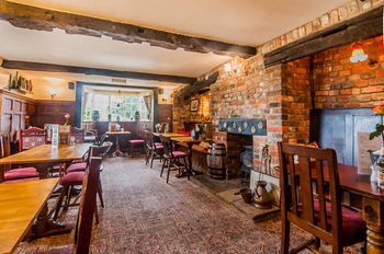 The Red Lion Hotel Winfrith Newburgh Екстериор снимка